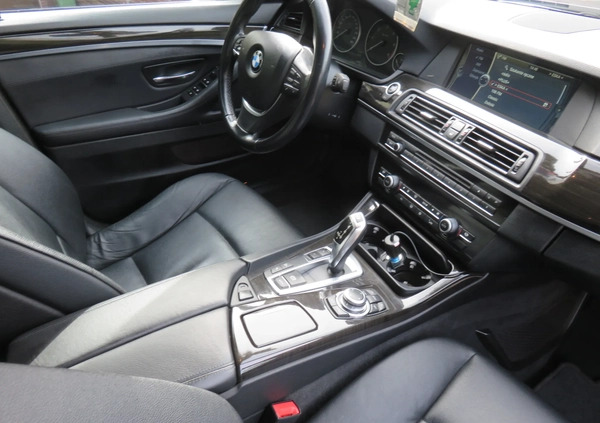 BMW Seria 5 cena 65900 przebieg: 238000, rok produkcji 2011 z Góra małe 29